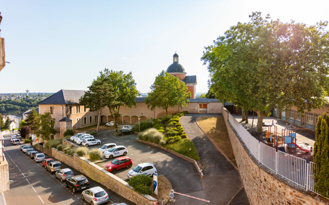 SE GARER A RODEZ AU COCON, RUE DE PARAIRE